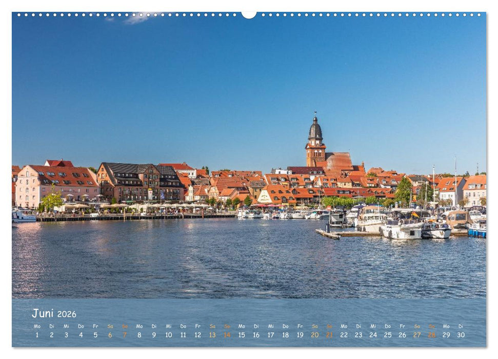 Zwischen See und Himmel - Waren (Müritz) im Wandel der Jahreszeiten (CALVENDO Wandkalender 2026)