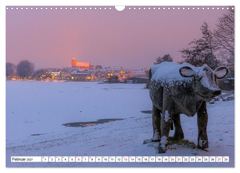 Waren Müritz, nach Sonnenuntergang (CALVENDO Wandkalender 2027)