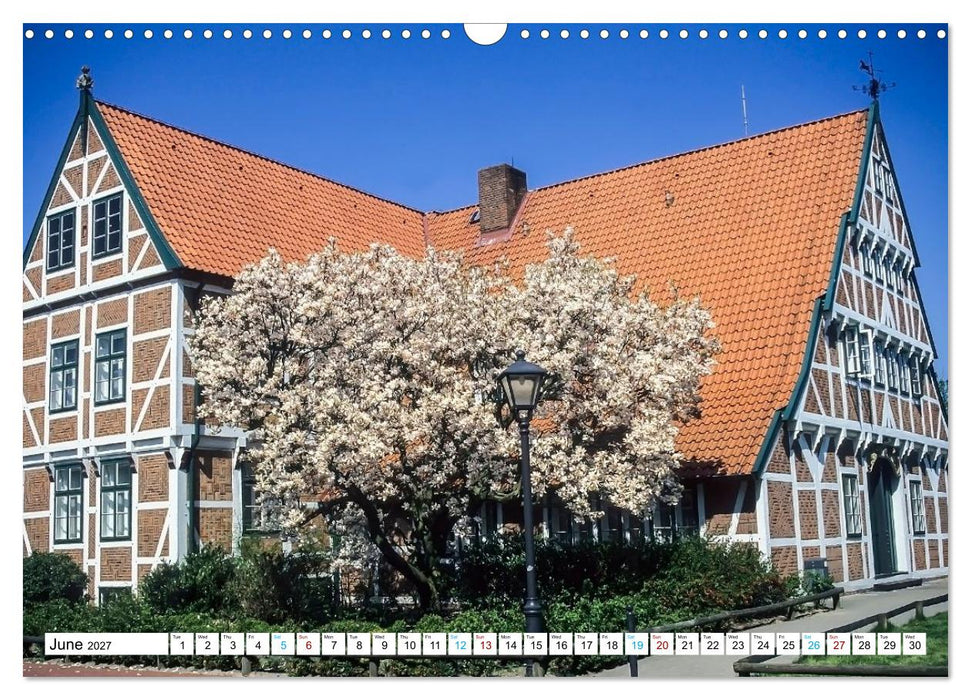 Germany’s apple orchards near Hamburg (CALVENDO Monthly Calendar 2027)