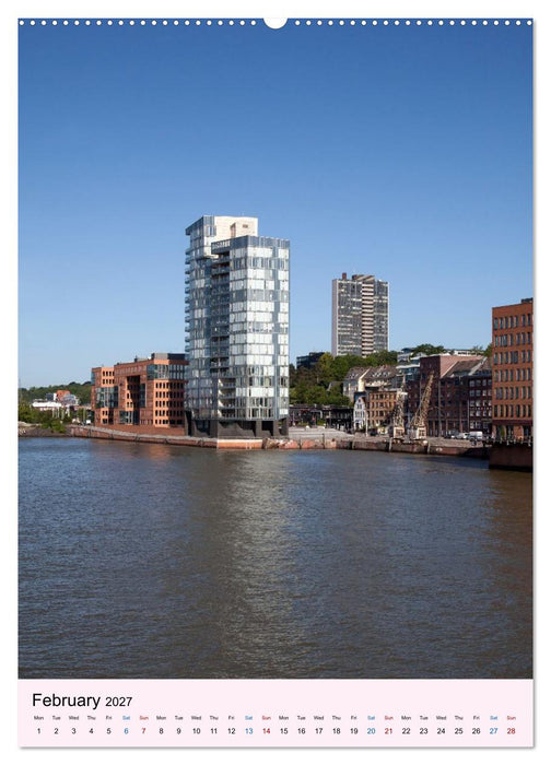 Hamburg - Life Along the Water (CALVENDO Monthly Calendar 2027)