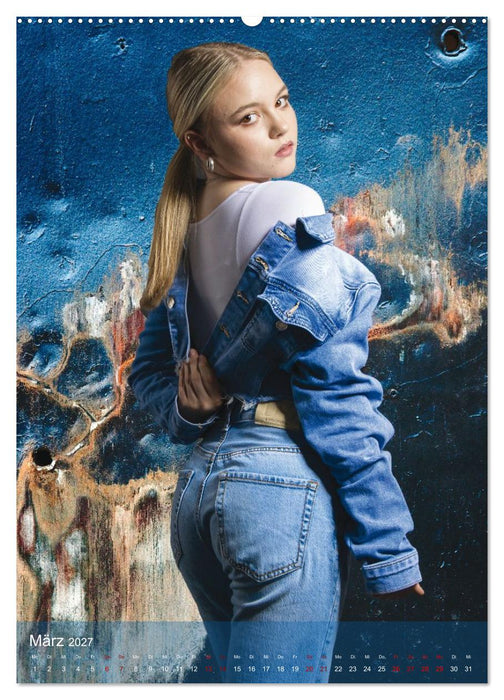 Hailie - Blond in Jeans (CALVENDO Wandkalender 2027)