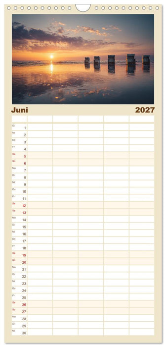 Stühle Körbe Liegen (CALVENDO Familienplaner 2027)