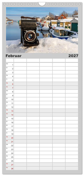 Alte Fotoapparate, Augenzeugen der Zeit (CALVENDO Familienplaner 2027)