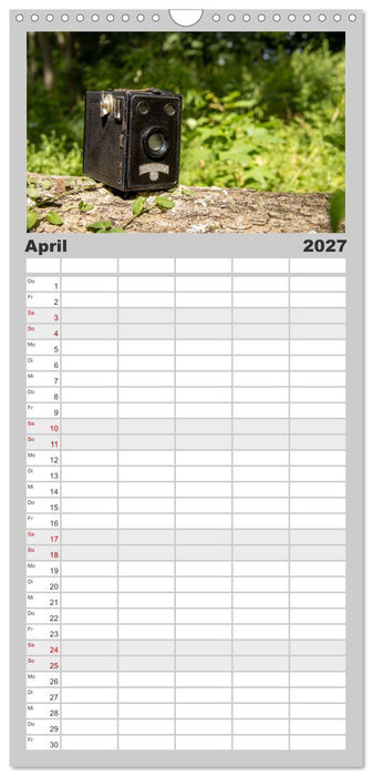 Alte Fotoapparate, Augenzeugen der Zeit (CALVENDO Familienplaner 2027)