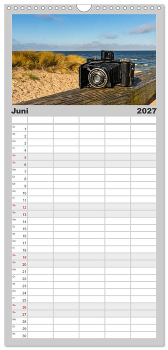Alte Fotoapparate, Augenzeugen der Zeit (CALVENDO Familienplaner 2027)
