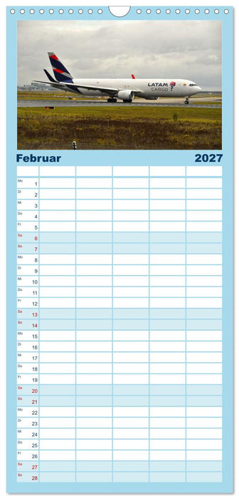 Ein Jahr in der Welt der Luftfahrt (CALVENDO Familienplaner 2027)