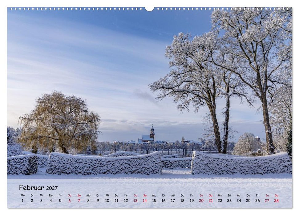 Zwischen See und Himmel - Waren (Müritz) im Wandel der Jahreszeiten (CALVENDO Premium Wandkalender 2027)