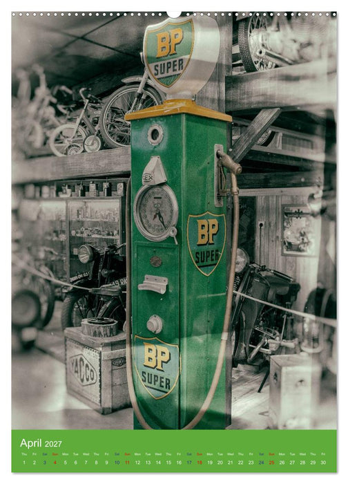 Fuel vintage pumps (CALVENDO Monthly Calendar 2027)
