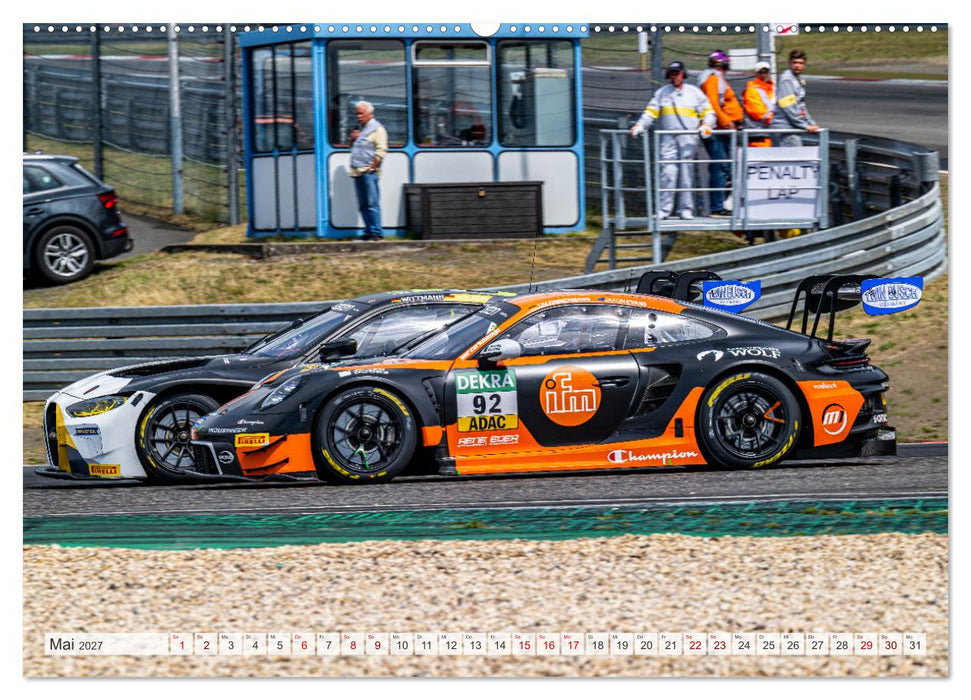 Super Sportwagen aus Zuffenhausen beim GT MASTERS (CALVENDO Wandkalender 2027)