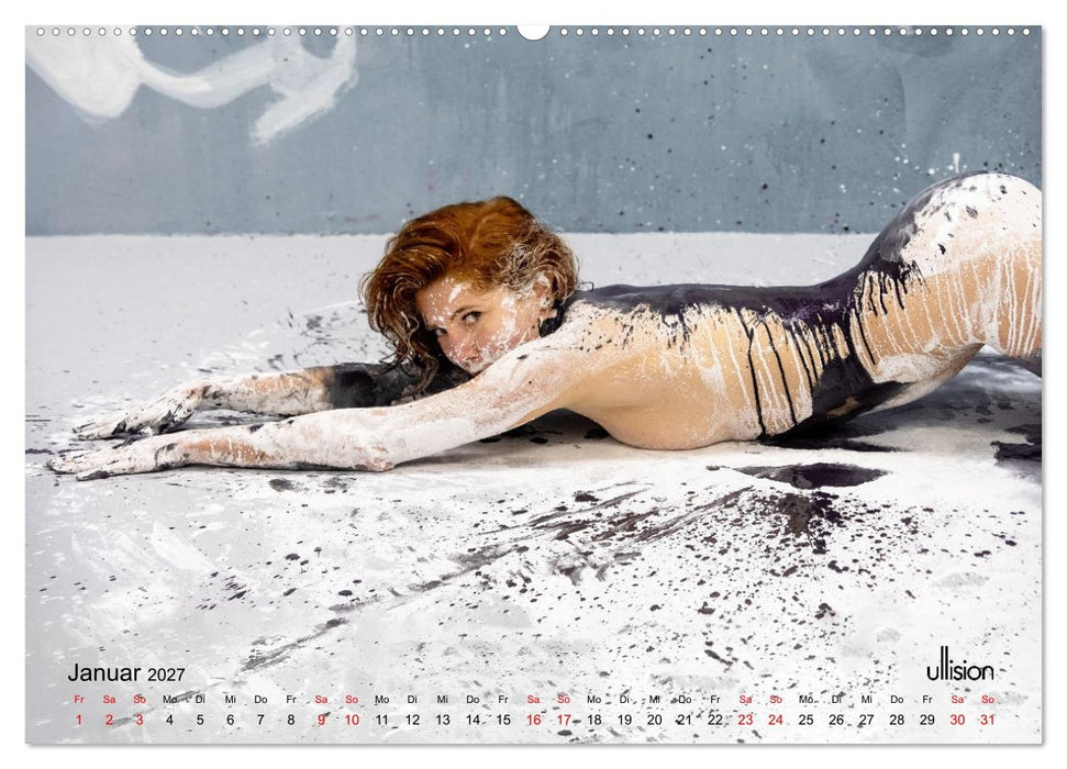 Akt in Farbe – schwarzweiß (CALVENDO Premium Wandkalender 2027)