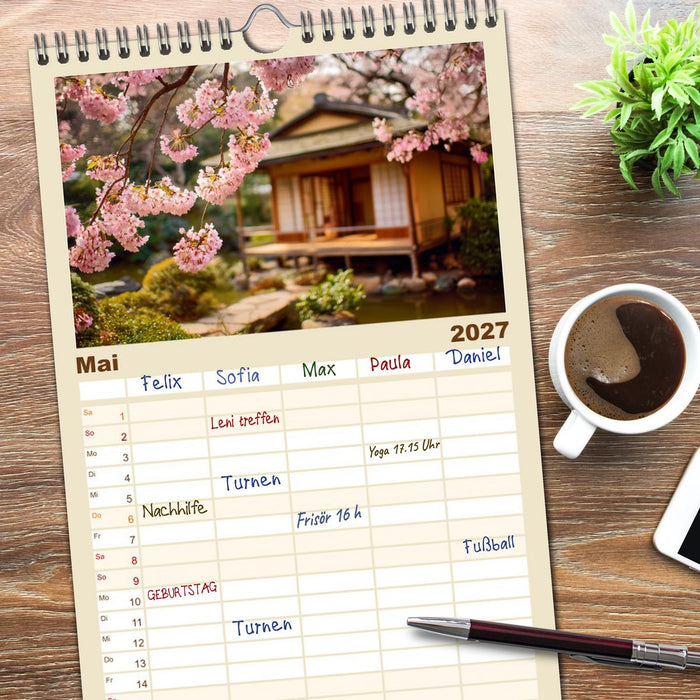 Japanische Kirschblüte (CALVENDO Familienplaner 2027)