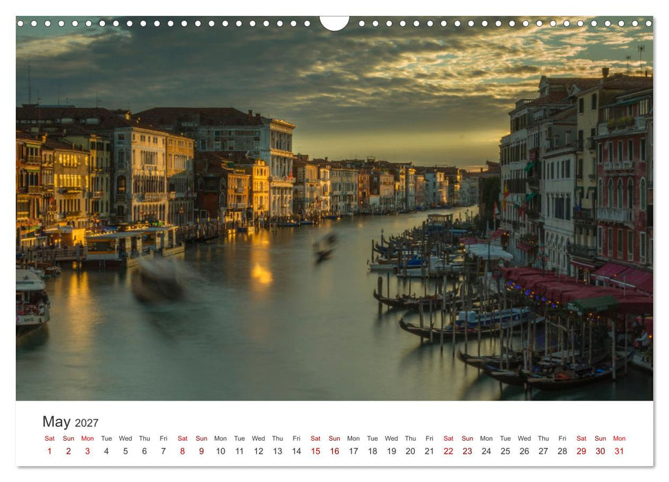Romantic colors in Venice (CALVENDO Monthly Calendar 2027)