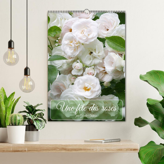 Une fête des roses (CALVENDO Calendrier mensuel 2027)