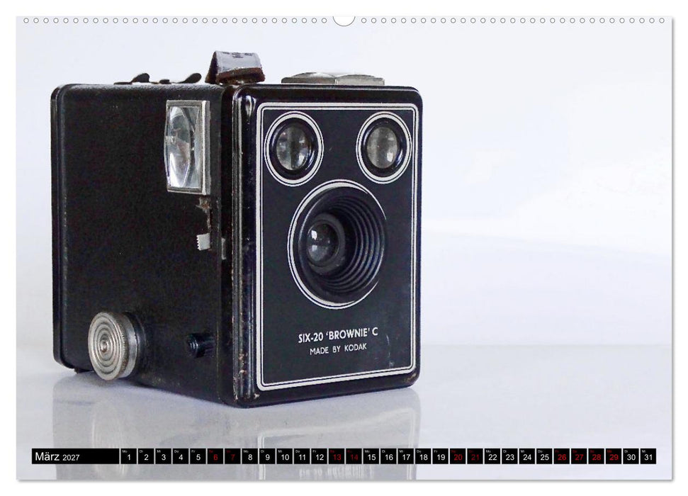 Alte Fotoapparate - Kameras von Kodak der Jahre 1905 bis 1977 (CALVENDO Wandkalender 2027)