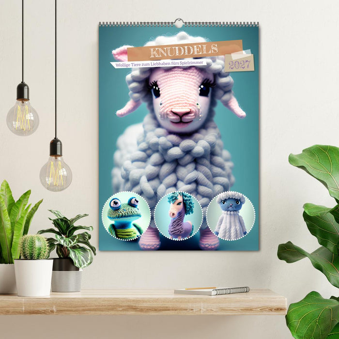 Knuddels. Wollige Tiere zum Liebhaben fürs Spielzimmer (CALVENDO Wandkalender 2027)