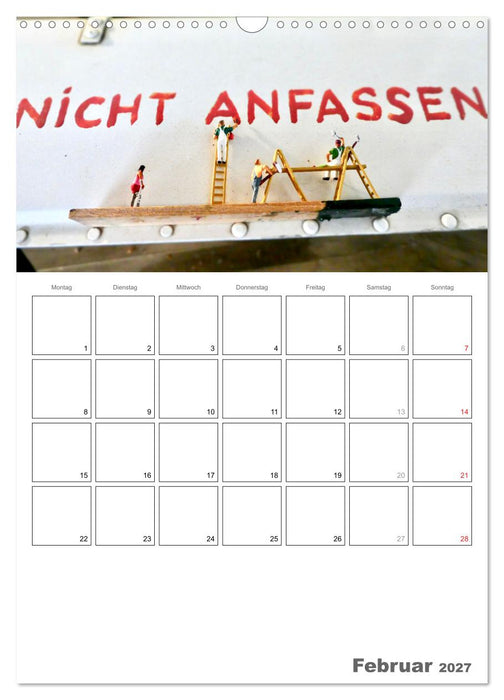 Follow me and have fun - kleine Leute am Flugplatz (CALVENDO Wandkalender 2027)