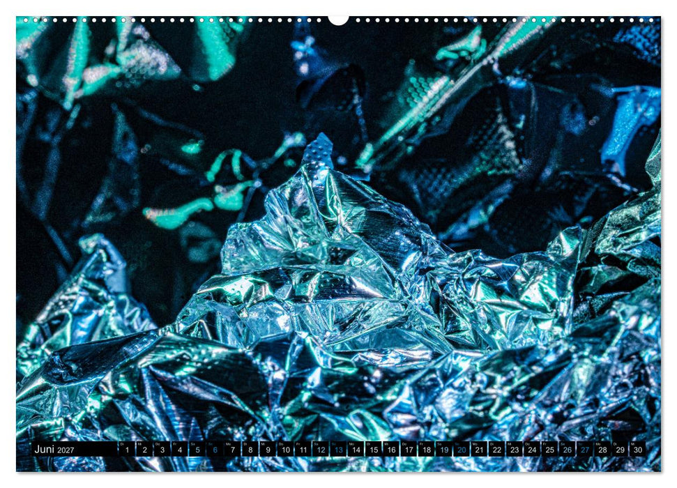 Experimentelle Makrofotografie mit Eisenpulver und Aluminiumfolie (CALVENDO Wandkalender 2027)