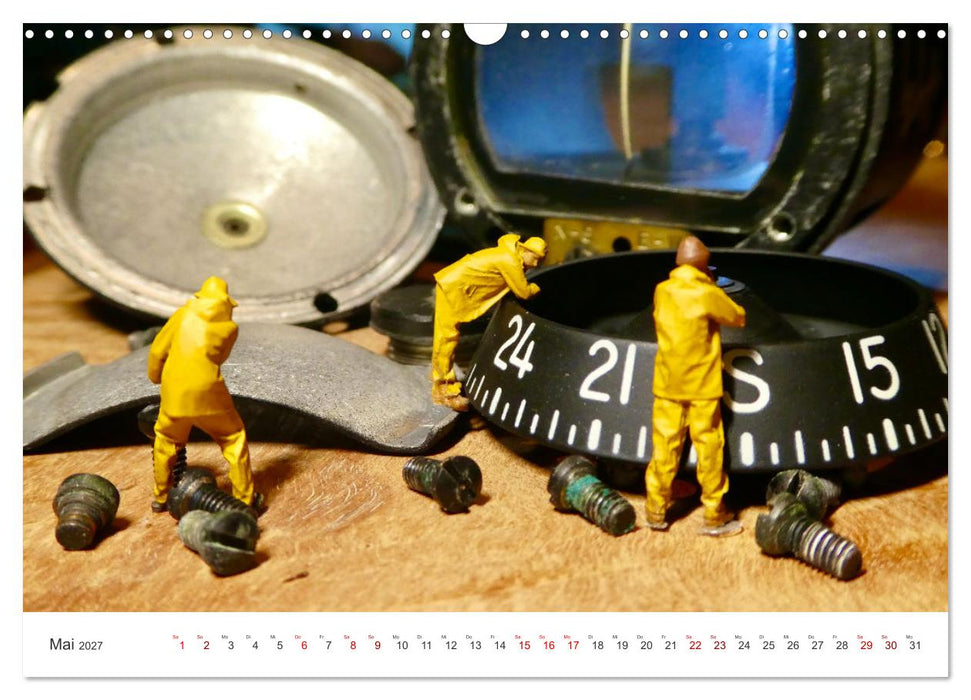 Follow me-and have fun kleine Leute am Flugplatz (CALVENDO Wandkalender 2027)