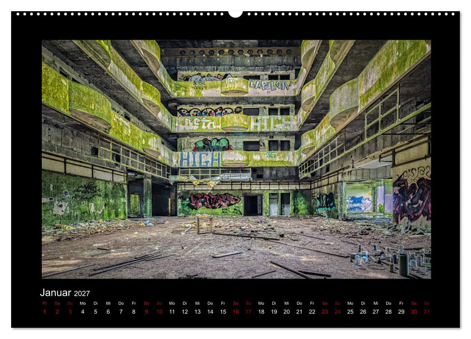Morbider Charme - Vergessene Orte auf den Azoren - (CALVENDO Wandkalender 2027)