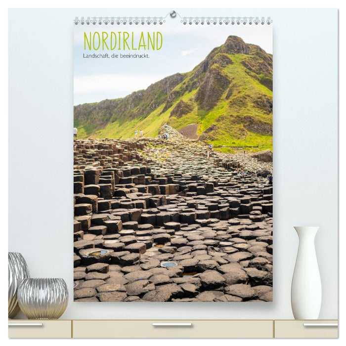 Nordirland - Landschaft, die beeindruckt (CALVENDO Premium Wandkalender 2027)