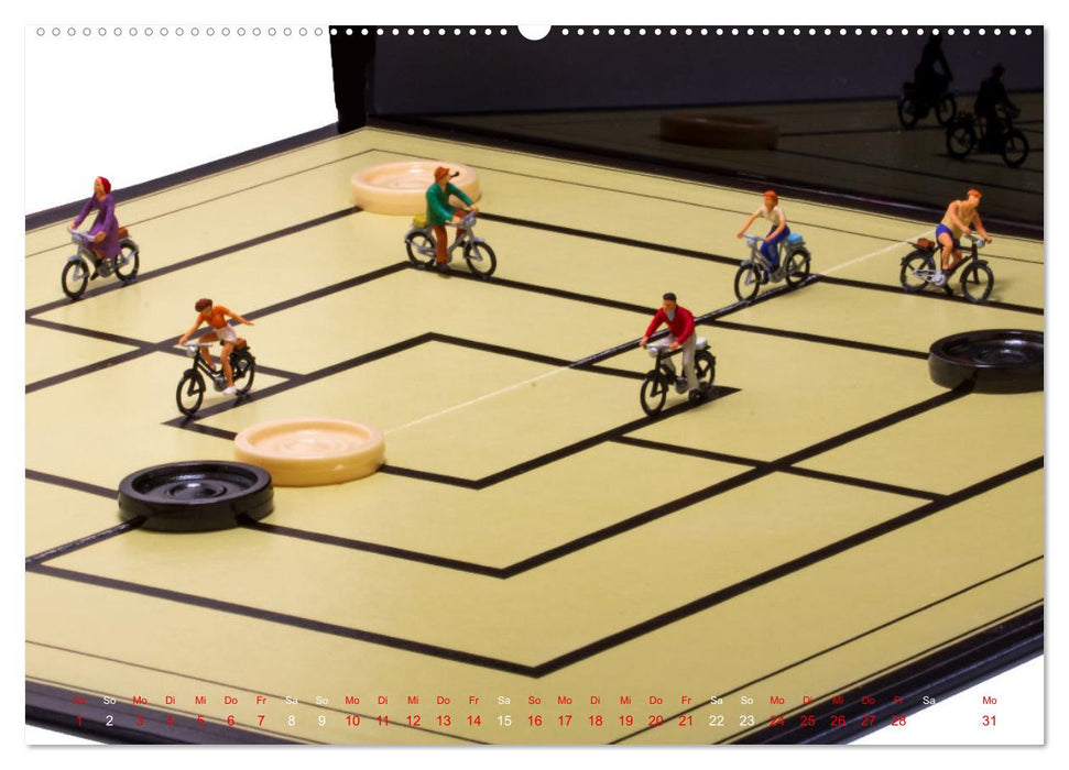 Höher, schneller, kleiner - Miniaturen in unserem Alltag (CALVENDO Premium Wandkalender 2027)