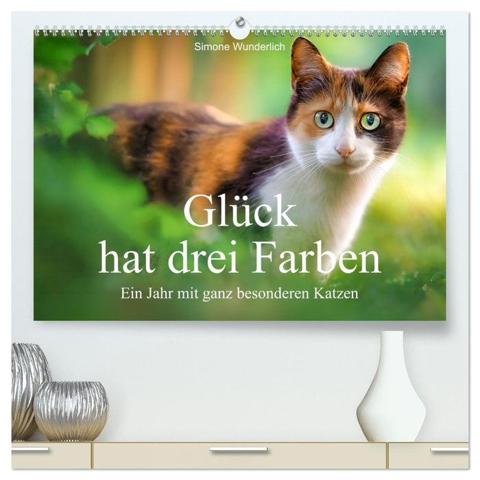Glück hat drei Farben - ein Jahr mit ganz besonderen Katzen (CALVENDO Premium Wandkalender 2027)