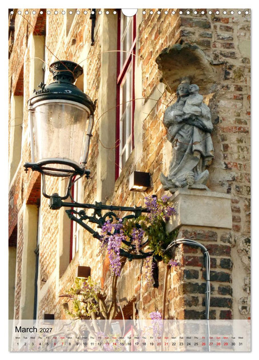 Street Lamps in Europe (CALVENDO Monthly Calendar 2027)