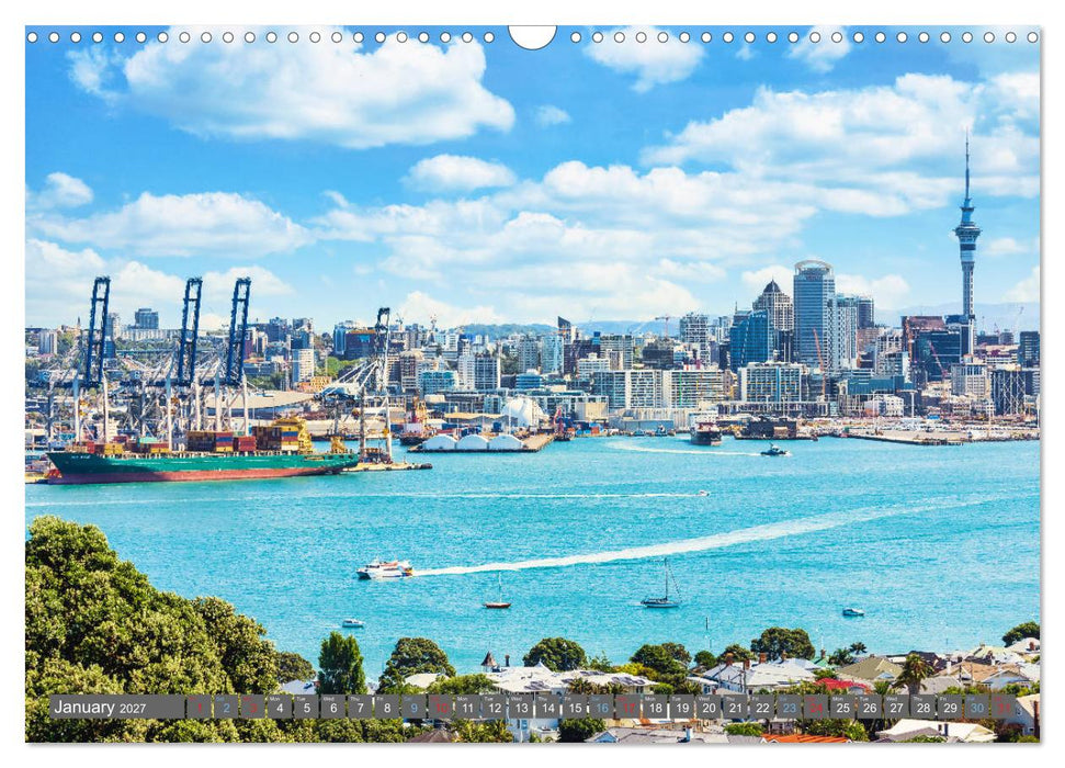 A journey from Auckland to Queenstown (CALVENDO Monthly Calendar 2027)