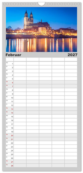 Deutsche Städte im schönsten Licht (CALVENDO Familienplaner 2027)