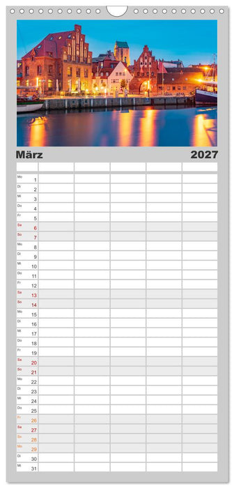 Deutsche Städte im schönsten Licht (CALVENDO Familienplaner 2027)