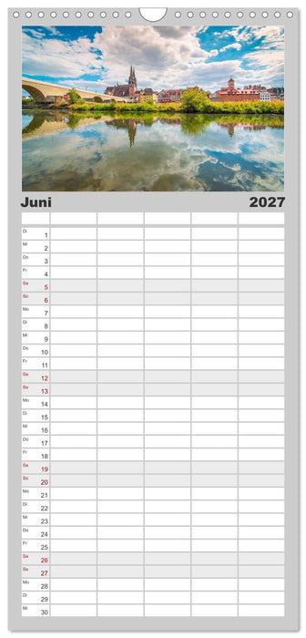 Deutsche Städte im schönsten Licht (CALVENDO Familienplaner 2027)
