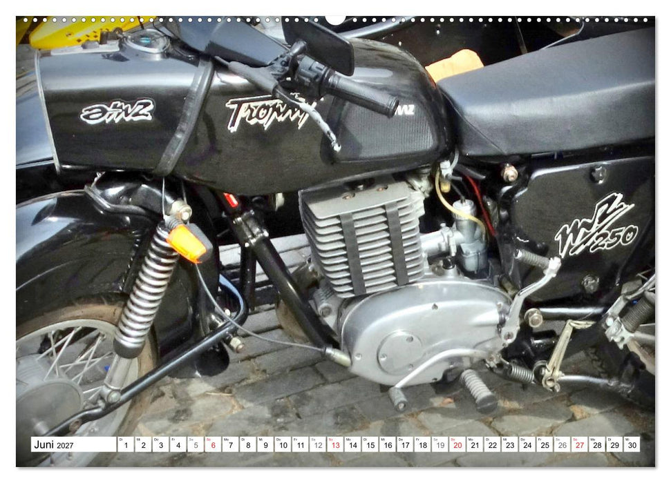MZ Trophy - Eine Kultmaschine der DDR (CALVENDO Wandkalender 2027)