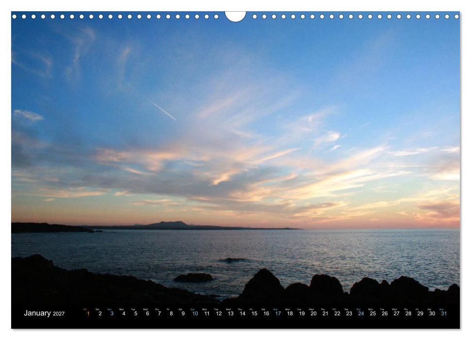 Cloudy skies over Lanzarote (CALVENDO Monthly Calendar 2027)
