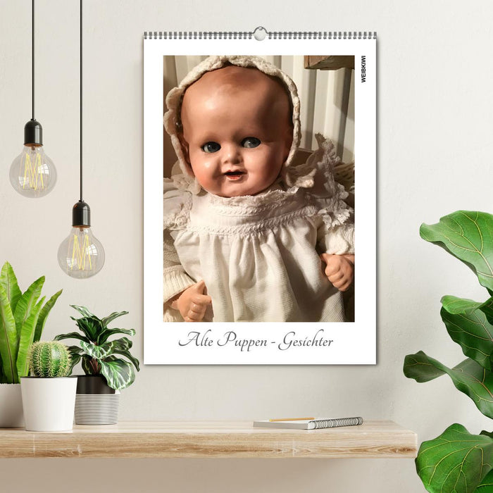 Alte Puppen - Gesichter (CALVENDO Wandkalender 2027)