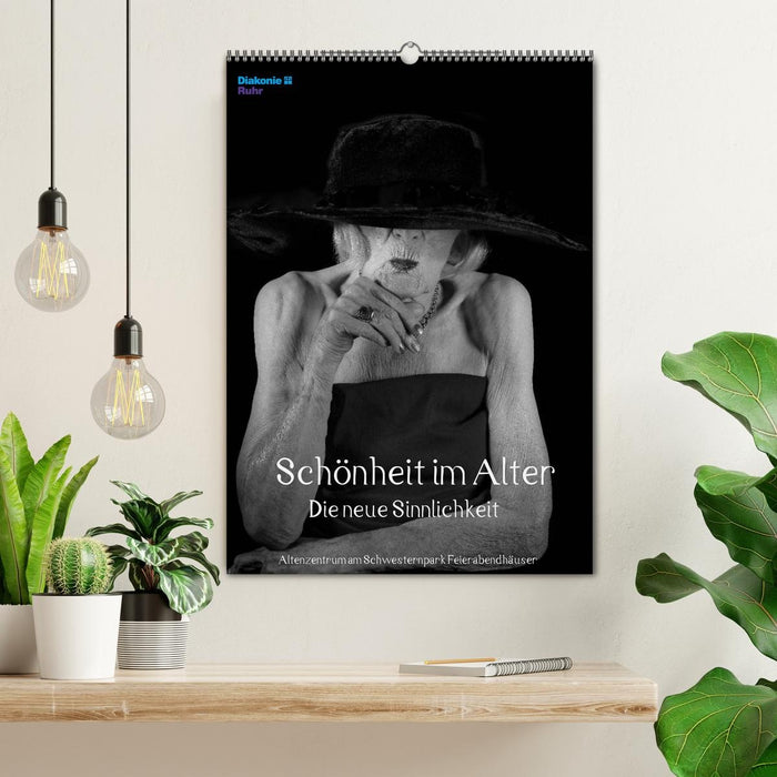 Schönheit im Alter - Die neue Sinnlichkeit (CALVENDO Wandkalender 2027)