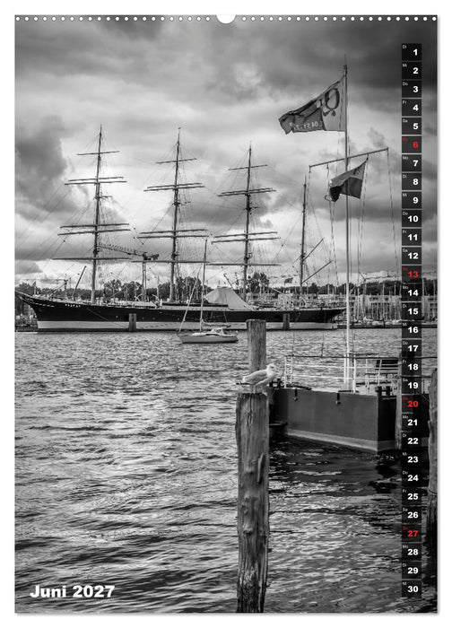 LÜBECK Monochrome Momente (CALVENDO Wandkalender 2027)