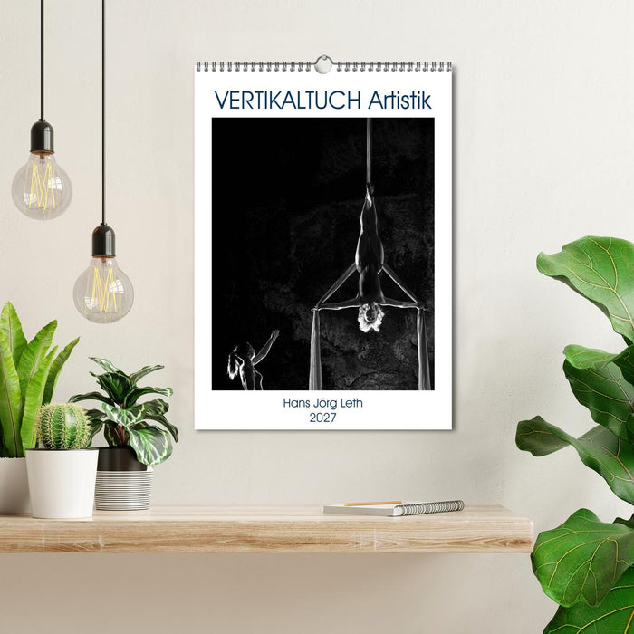 VERTIKALTUCH Artistik (CALVENDO Wandkalender 2027)