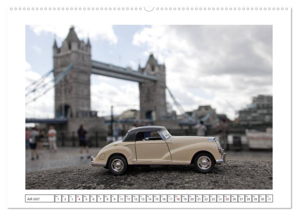 Modellautos auf Reisen (CALVENDO Premium Wandkalender 2027)