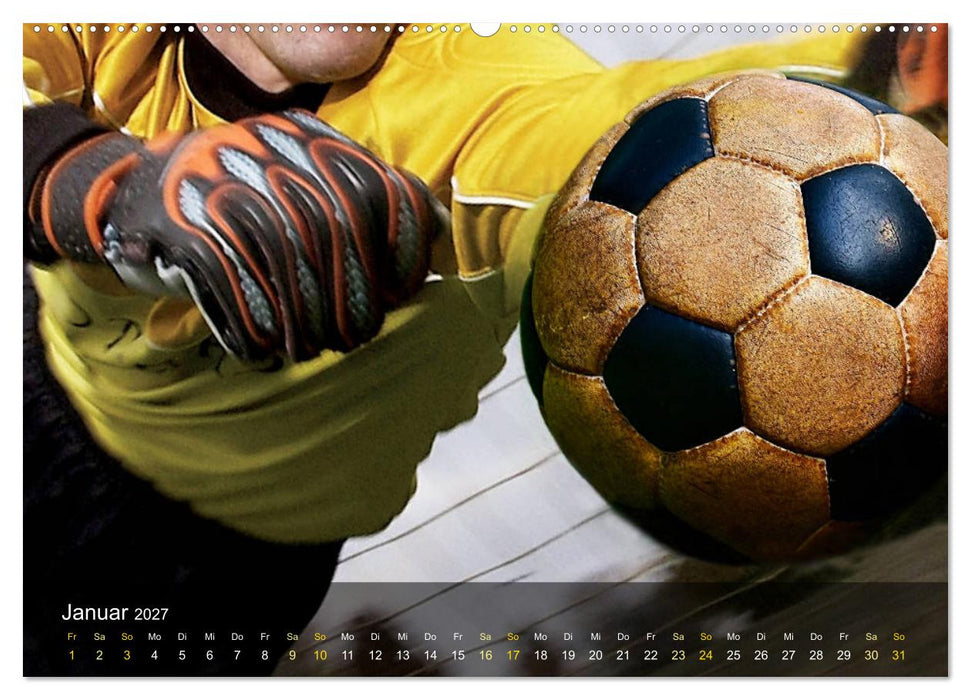 Leidenschaft Fußball (CALVENDO Premium Wandkalender 2027)