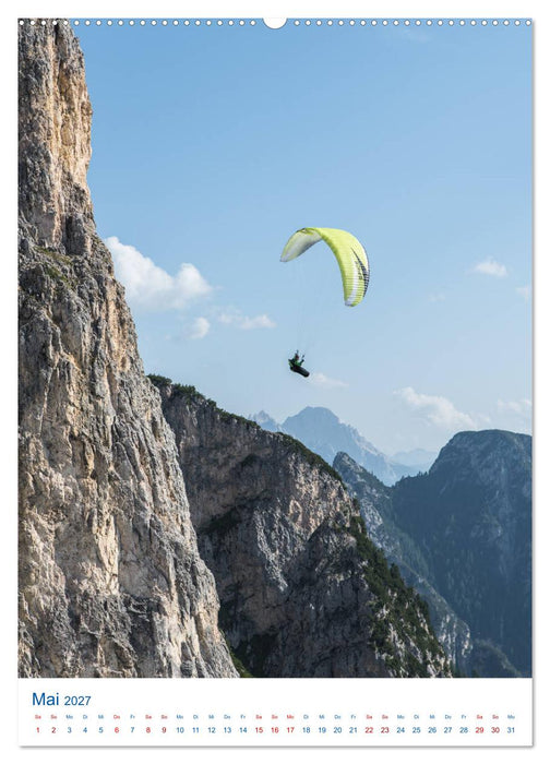 Paragliding - von grünen Wiesen zu schroffen Gletschen (CALVENDO Wandkalender 2027)