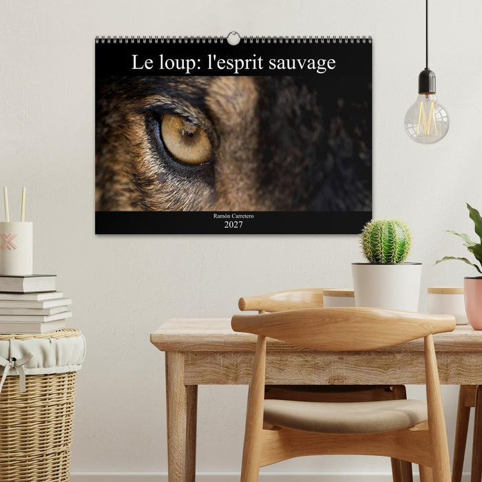 Le loup: l'esprit sauvage (CALVENDO Calendrier mensuel 2027)
