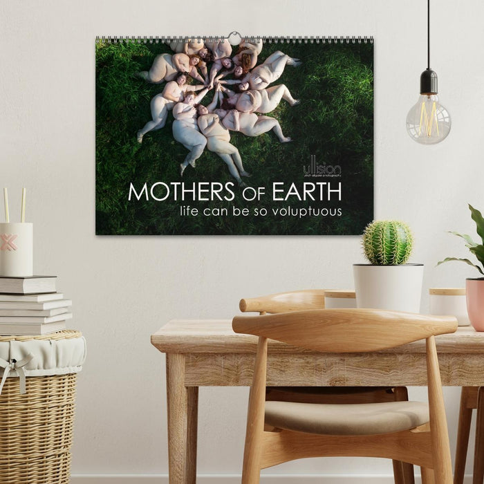 Mothers of earth- life can be so voluptuous (CALVENDO Monthly Calendar 2027)