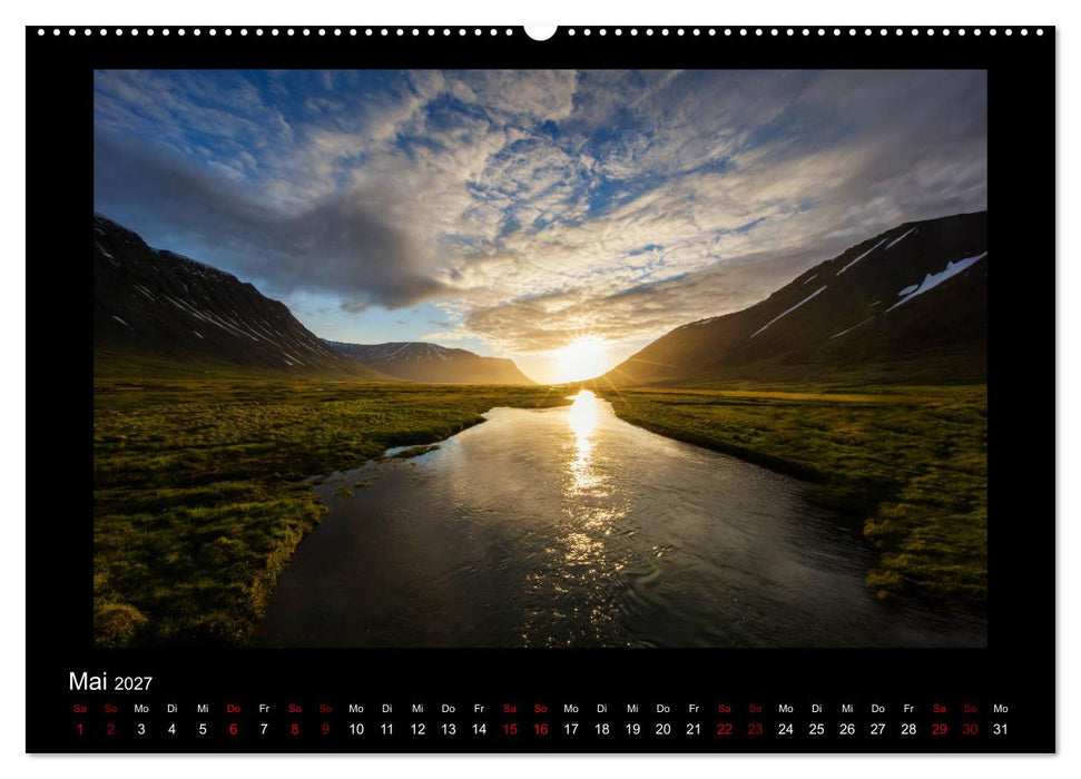 Island - Eine Reise in Bildern (CALVENDO Wandkalender 2027)