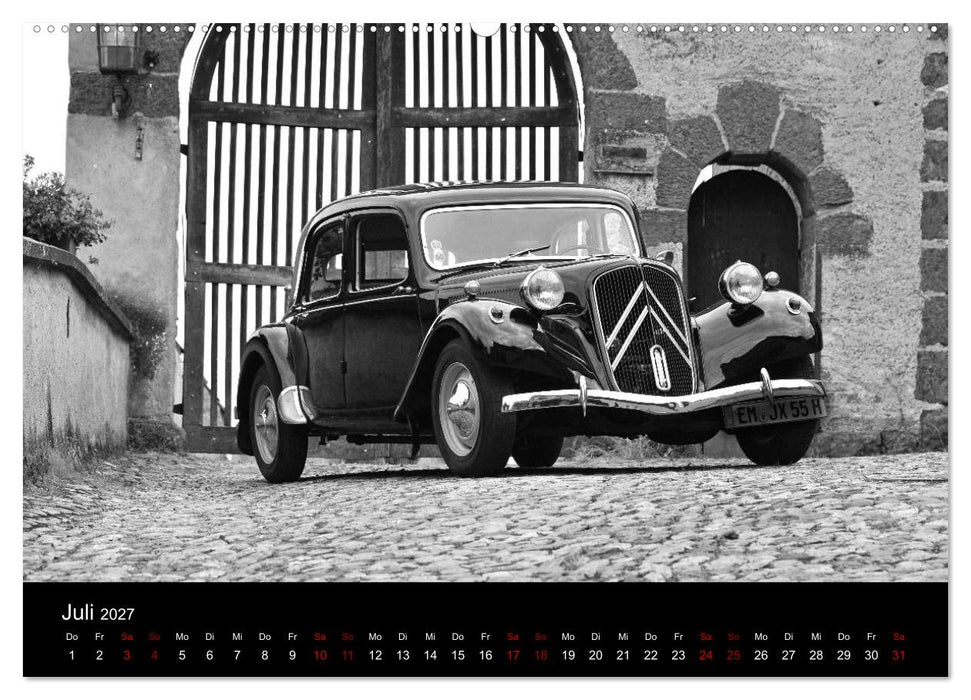 Citroën 11 CV Traction Avant in schwarzweiss (CALVENDO Premium Wandkalender 2027)