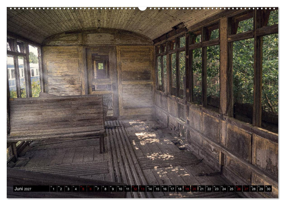 Lokomotiven und Wagen - Verfallen und vergessen auf dem Abstellgleis (CALVENDO Premium Wandkalender 2027)