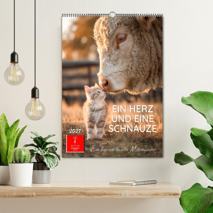 Ein Herz und eine Schnauze - Ein tierisch buntes Miteinander (CALVENDO Wandkalender 2027)