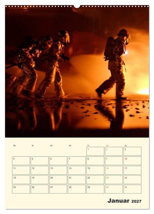 Feuerwehr - Warten auf den nächsten Einsatz (CALVENDO Wandkalender 2027)