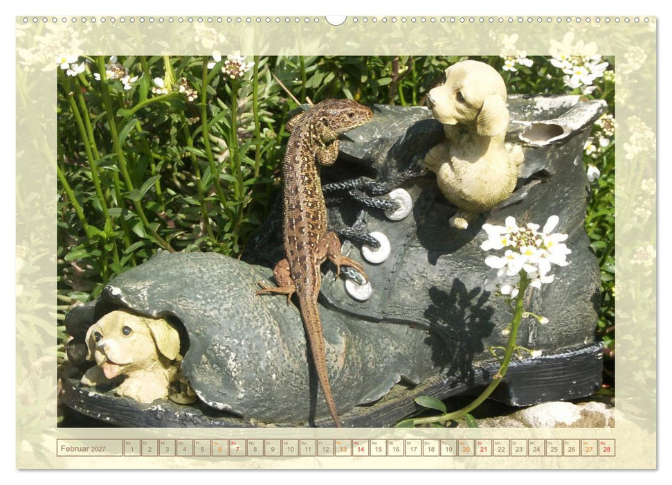 Minisaurier im Garten (CALVENDO Premium Wandkalender 2027)
