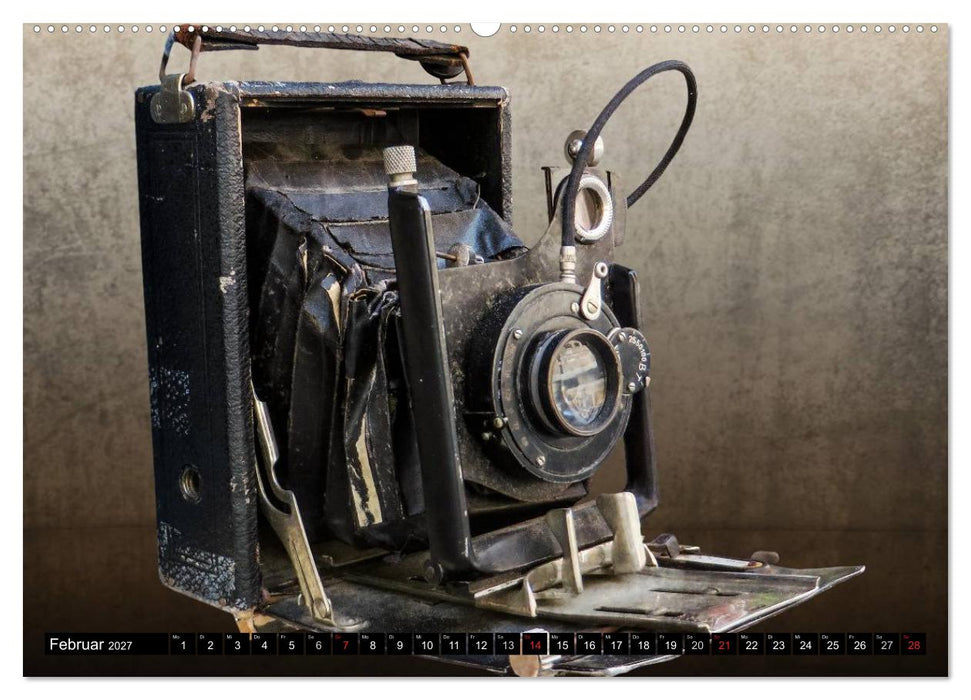 Historische Fotoapparate (CALVENDO Premium Wandkalender 2027)