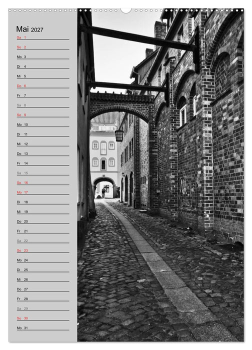 Stralsund. Ein Hauch längst vergangener Zeiten (CALVENDO Wandkalender 2027)